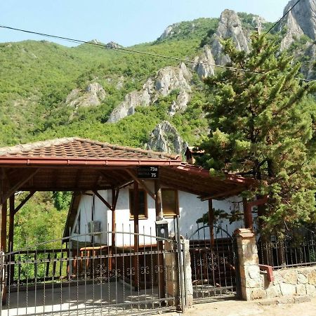Riverside Haven Dolna Matka Екстериор снимка